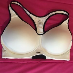 Nike bra